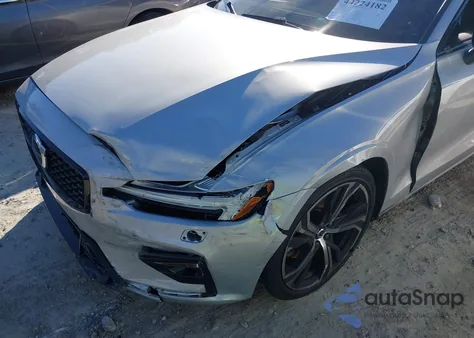 2024 Volvo S60 B5 Core Dark Theme из США, поврежденный, VIN 7JRL12TK7RG294733